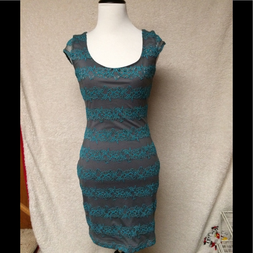 Like new Candie’s sexy dress, size S.